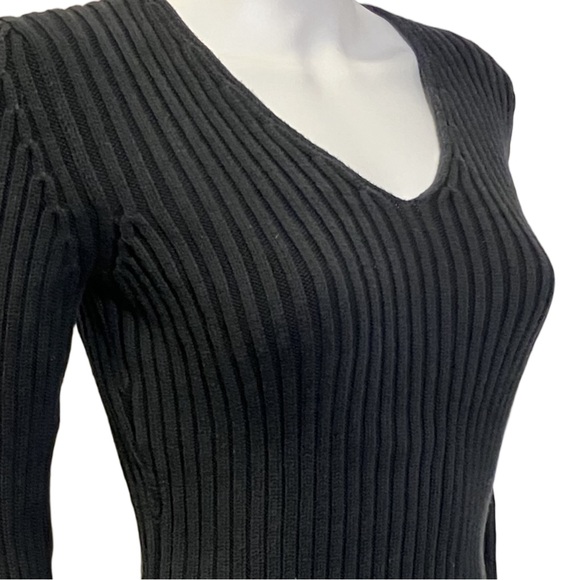 Old Navy Women’s Navy Ribbed Knit V-Neck Cotton Sweater Classic Long Sleeve - Picture 5 of 9